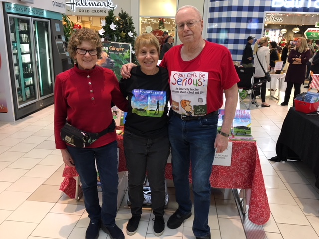 Deck the Mall 2019 Table